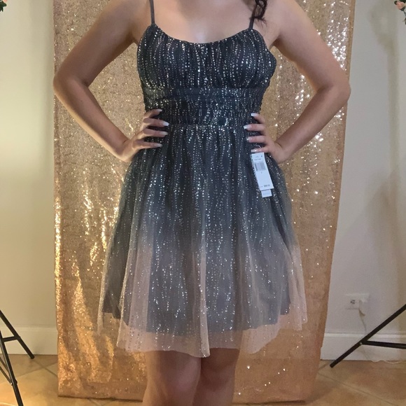 Teeze Me Juniors' Ombré Glitter Tulle Dress - Picture 5 of 11